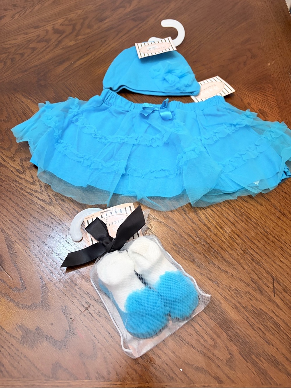 NWT Baby Starters 3 Pc Blue Tutu Skirt Hat & Socks Set 6-9 Months